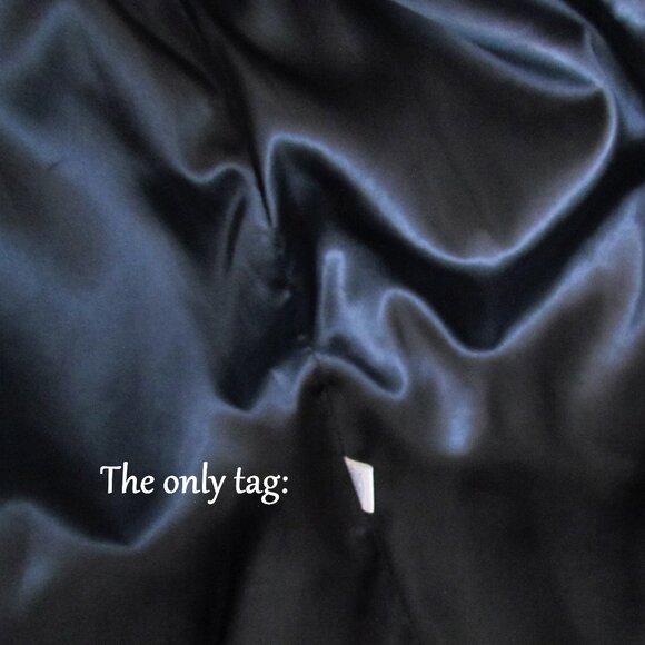 VINTAGE COAT w FUR COLLAR, BLACK NUBBY WOOL TEXTURE, 1960s CHIC w LARGE BUTTONS - Picture 8 of 8